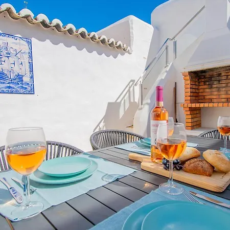 Сasa de vacaciones Covo Dos Tigres Charming Getaway In *